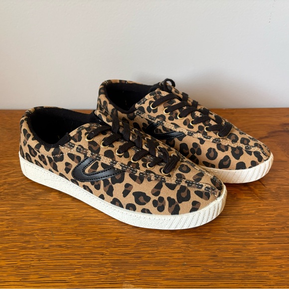 Tretorn Shoes - Tretorn Women’s Size 7 NYLite Plus Leopard Print Sneakers Canvas Shoes Animal